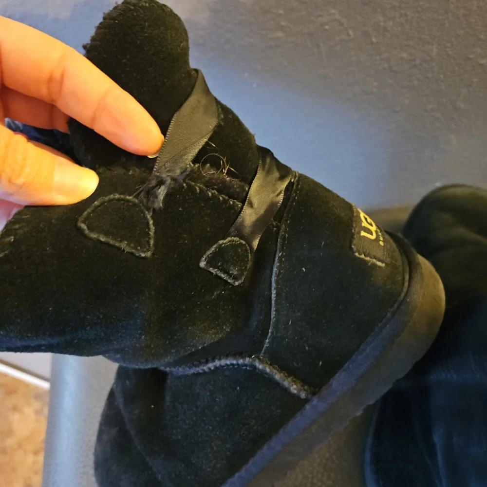 UGG‎ Bailey Suede Sharling Boots Black Womens Size 4 Fur Lined Boots